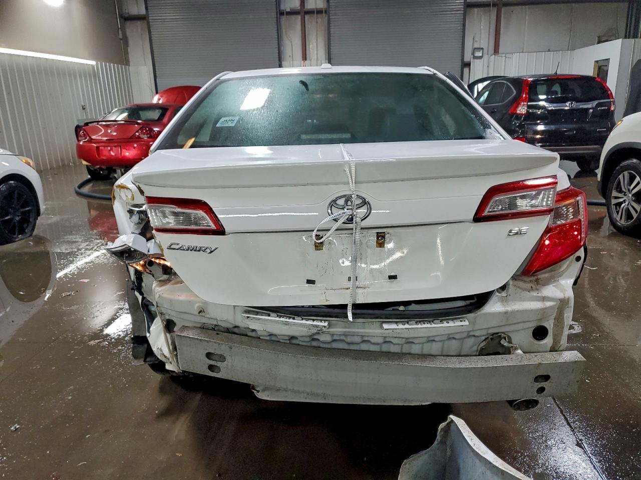 2013 TOYOTA CAMRY L photo 6