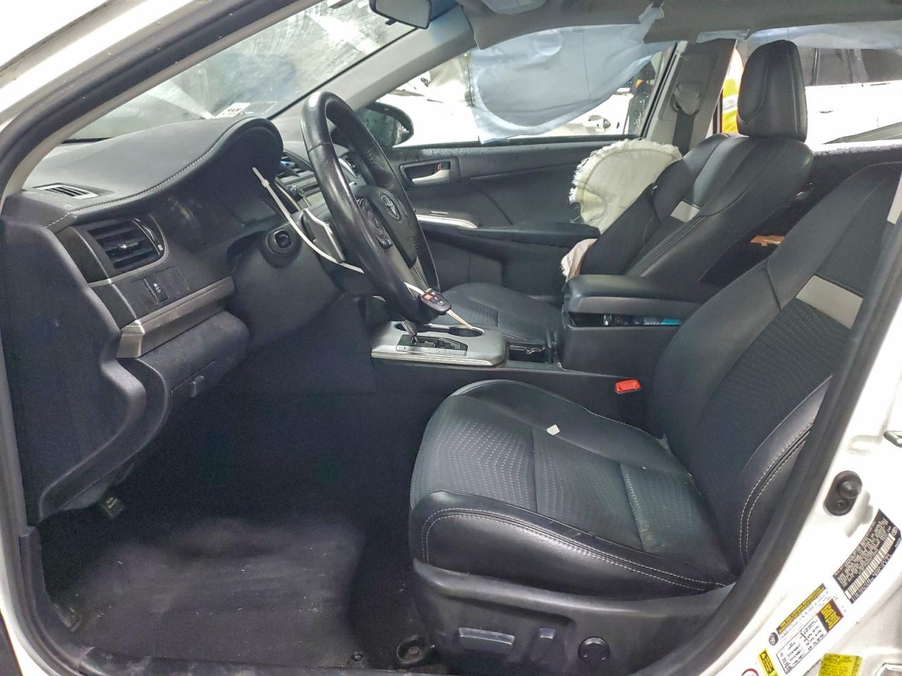 2013 TOYOTA CAMRY L photo 7