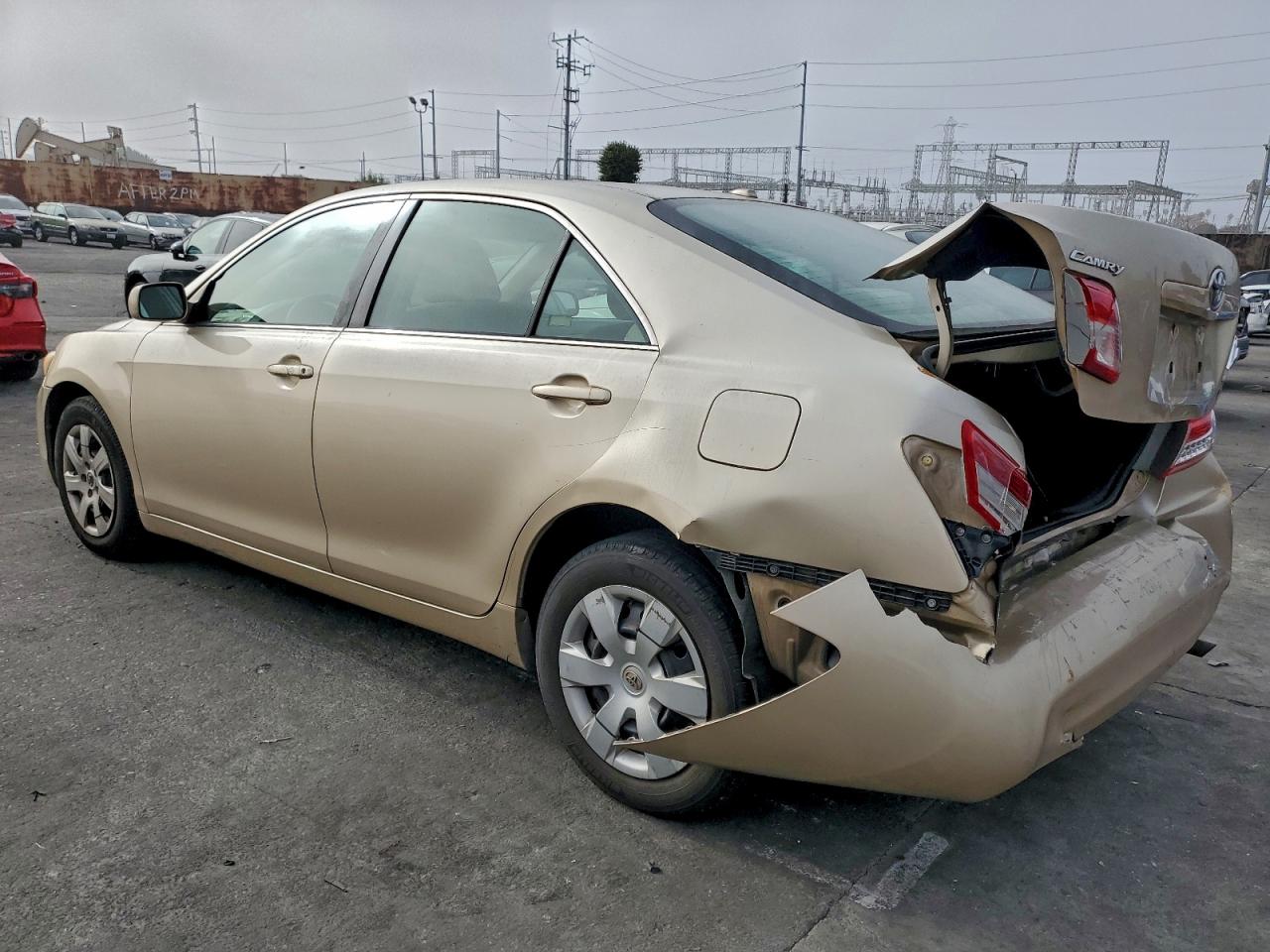 2010 TOYOTA CAMRY BASE photo 2