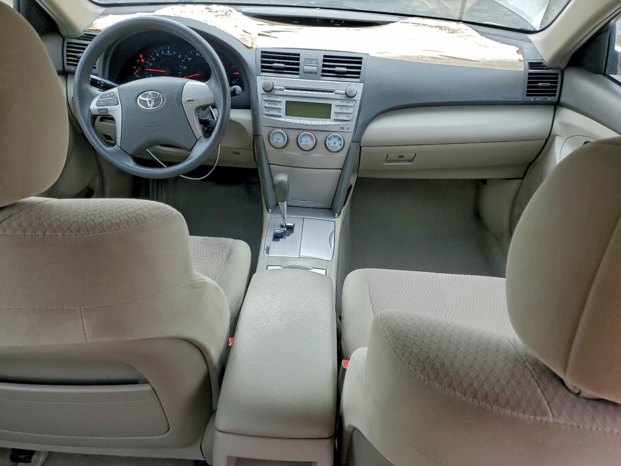2010 TOYOTA CAMRY BASE photo 8