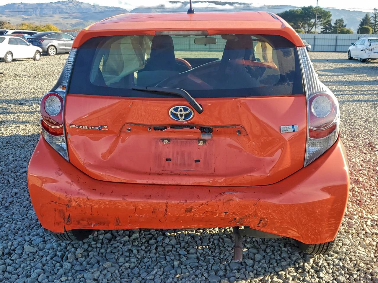 2012 TOYOTA PRIUS C photo 6