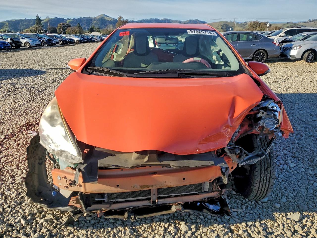 2012 TOYOTA PRIUS C photo 5