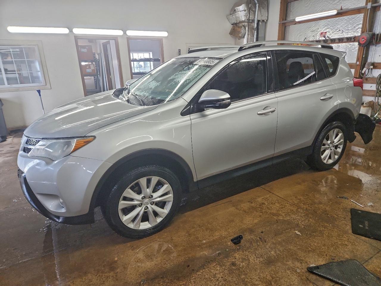 2014 TOYOTA RAV4