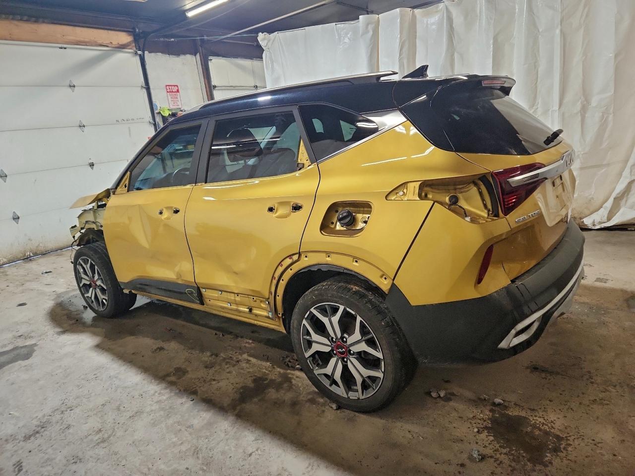 2023 KIA SELTOS SX photo 2