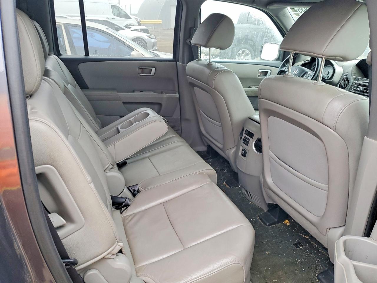 2015 HONDA PILOT EXL photo 11