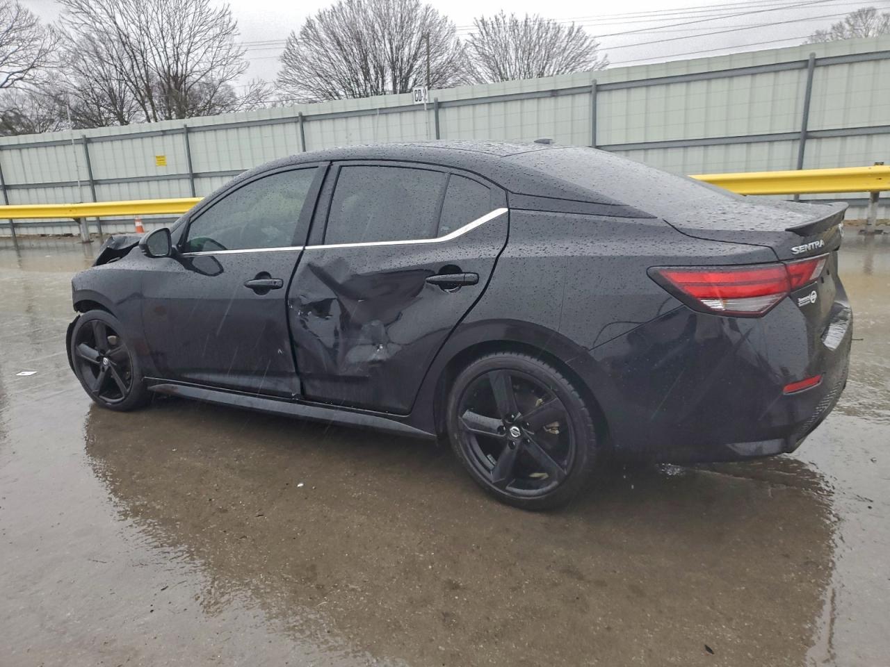 2023 NISSAN SENTRA SR photo 3