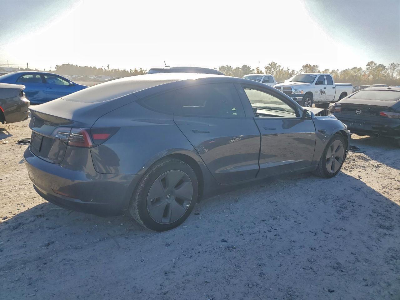 2023 TESLA MODEL 3 photo 3