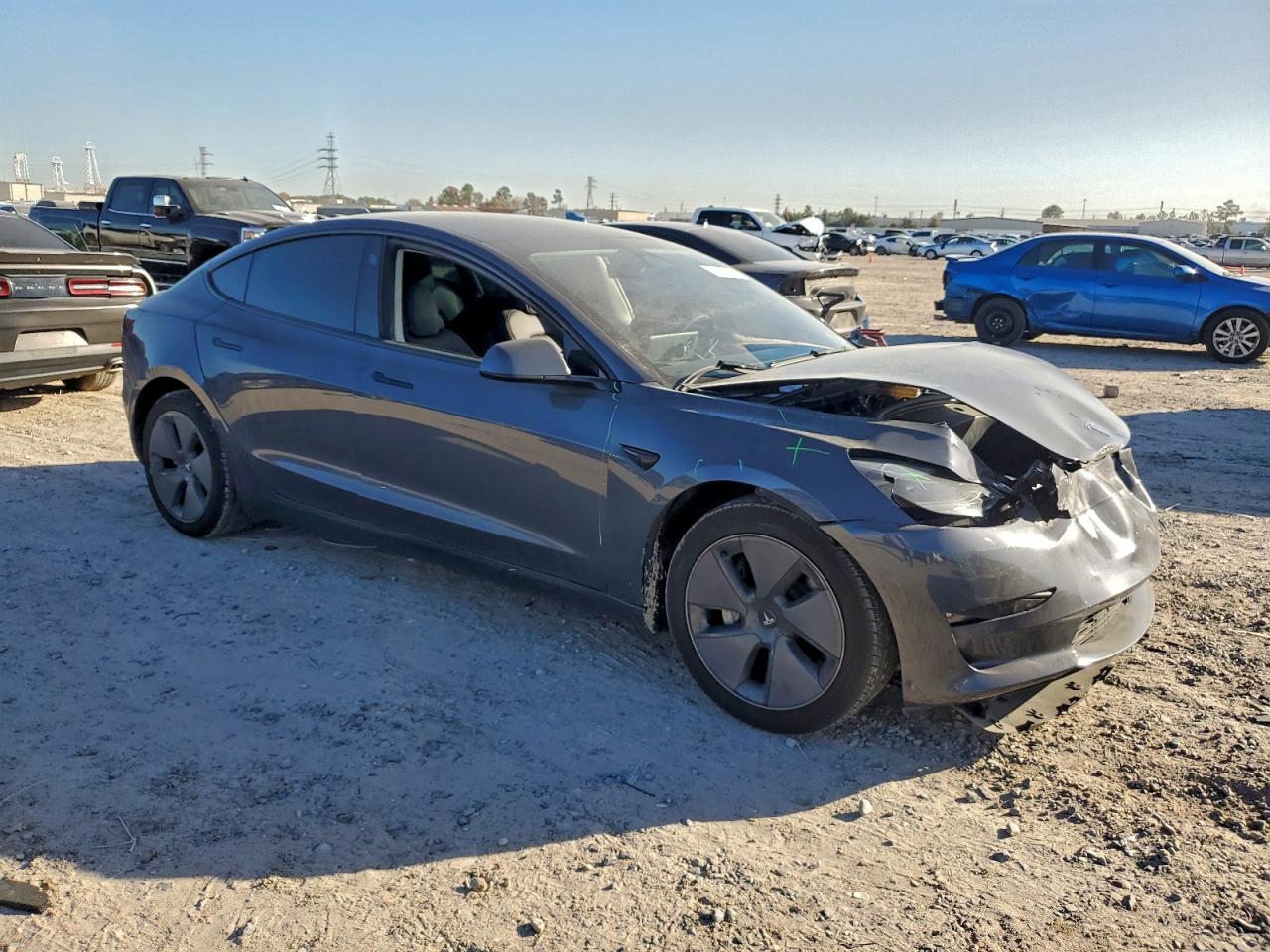 2023 TESLA MODEL 3 photo 4