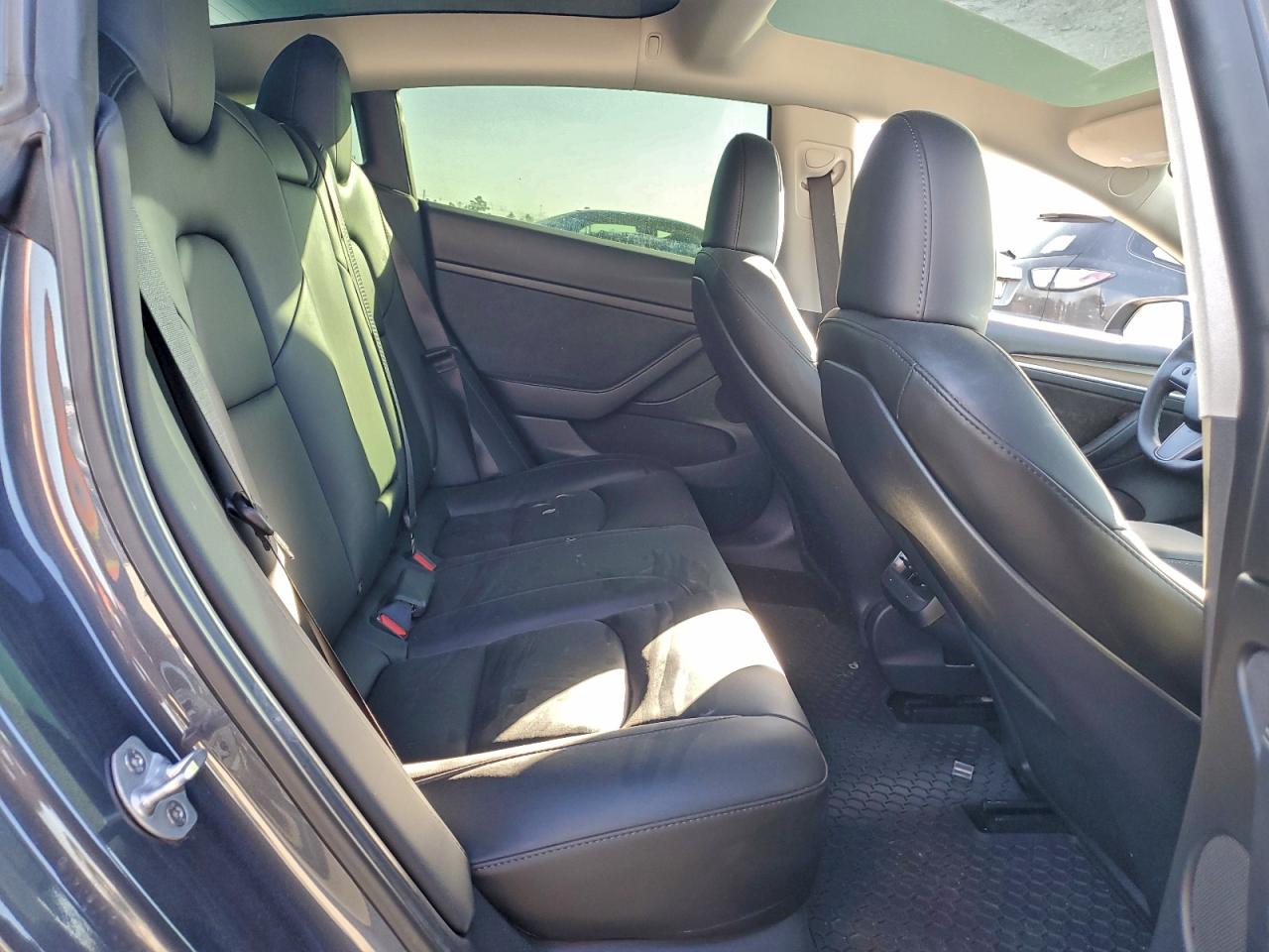 2023 TESLA MODEL 3 photo 10