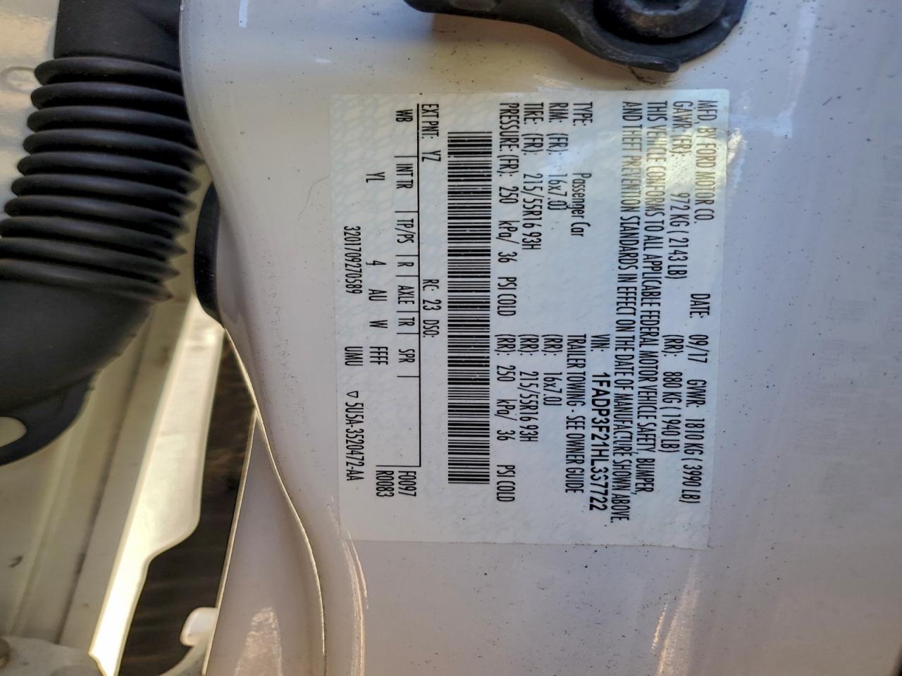 2017 FORD FOCUS SE photo 12