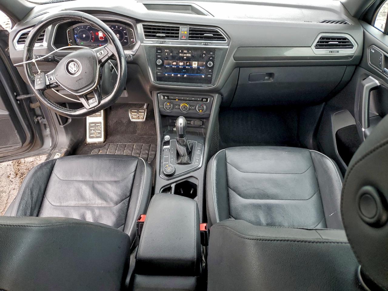 2020 VOLKSWAGEN TIGUAN SEL PREMIUM R-LINE photo 8