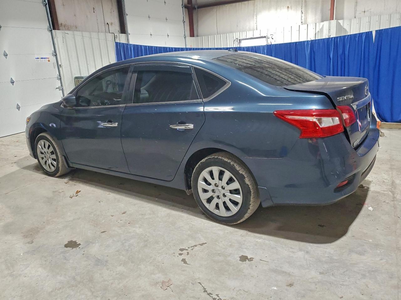 2016 NISSAN SENTRA S photo 2
