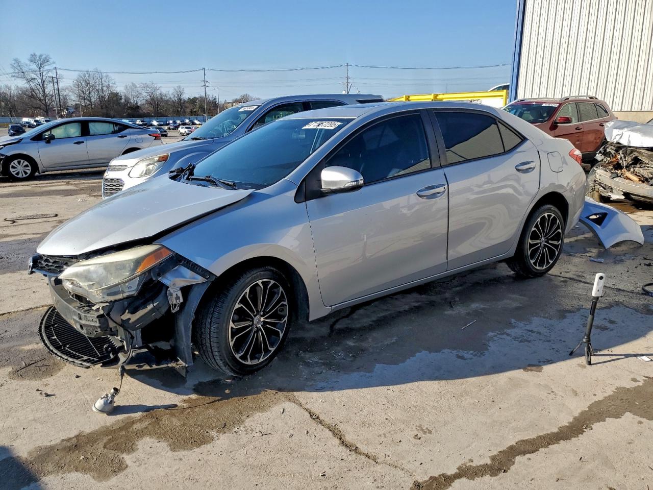 2015 TOYOTA COROLLA
