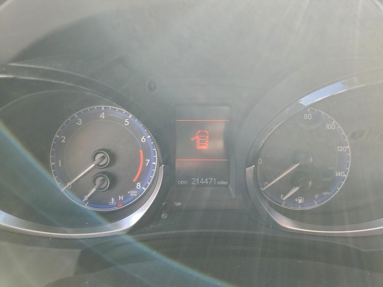 2015 TOYOTA COROLLA L photo 9