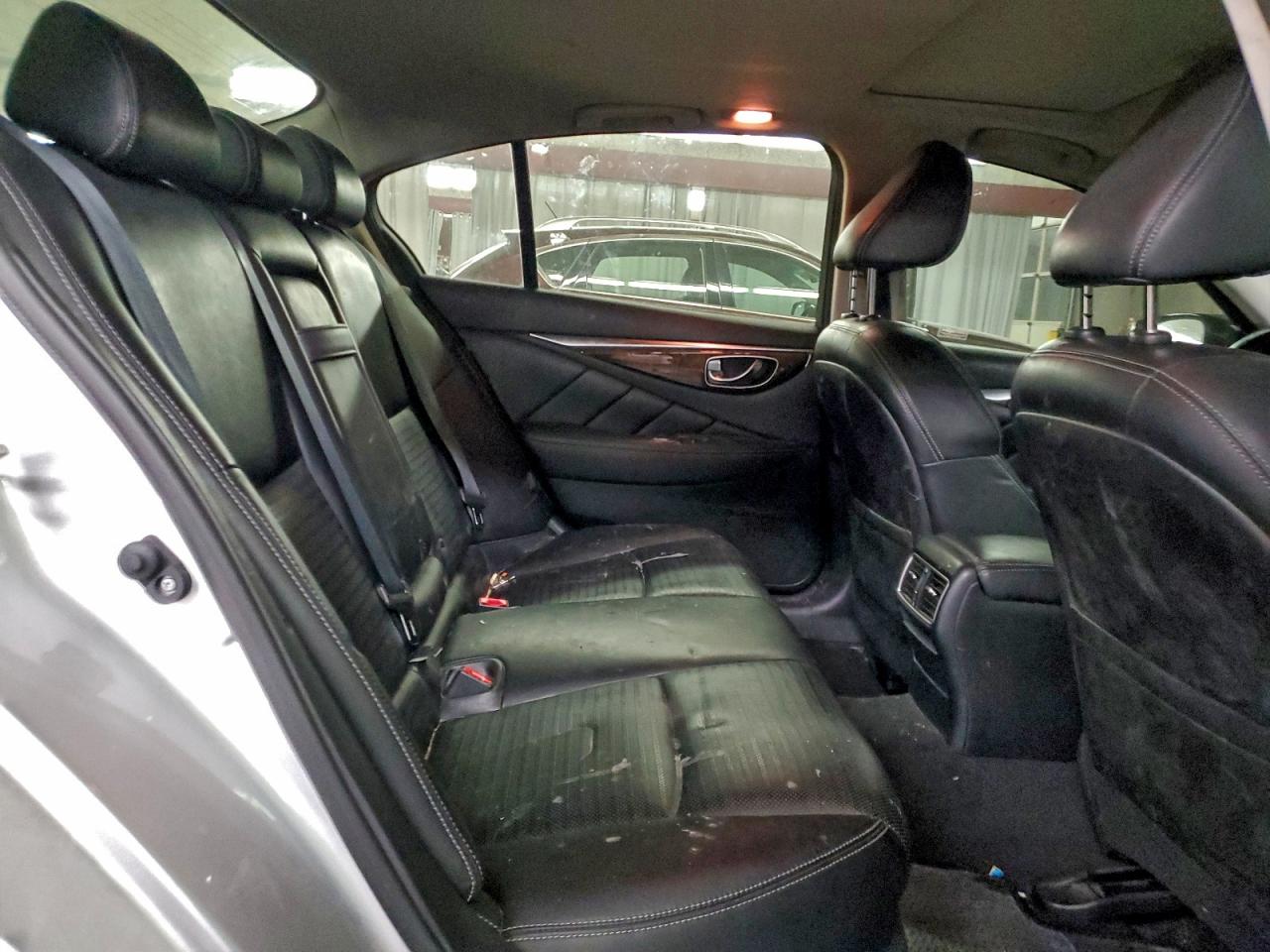 2015 INFINITI Q50 HYBRID PREMIUM photo 10