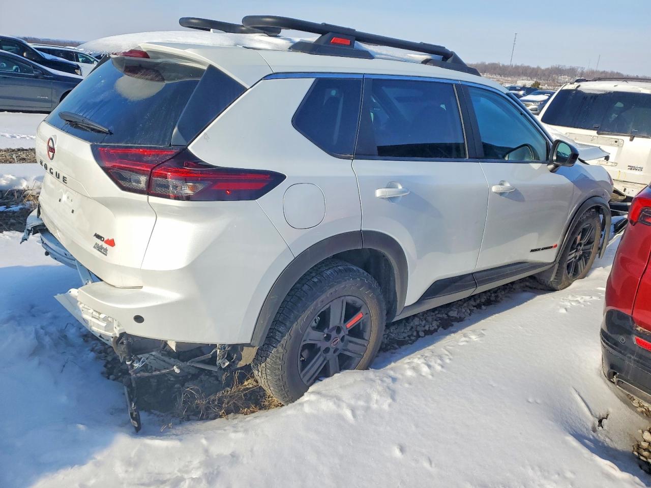 2025 NISSAN ROGUE SV photo 3