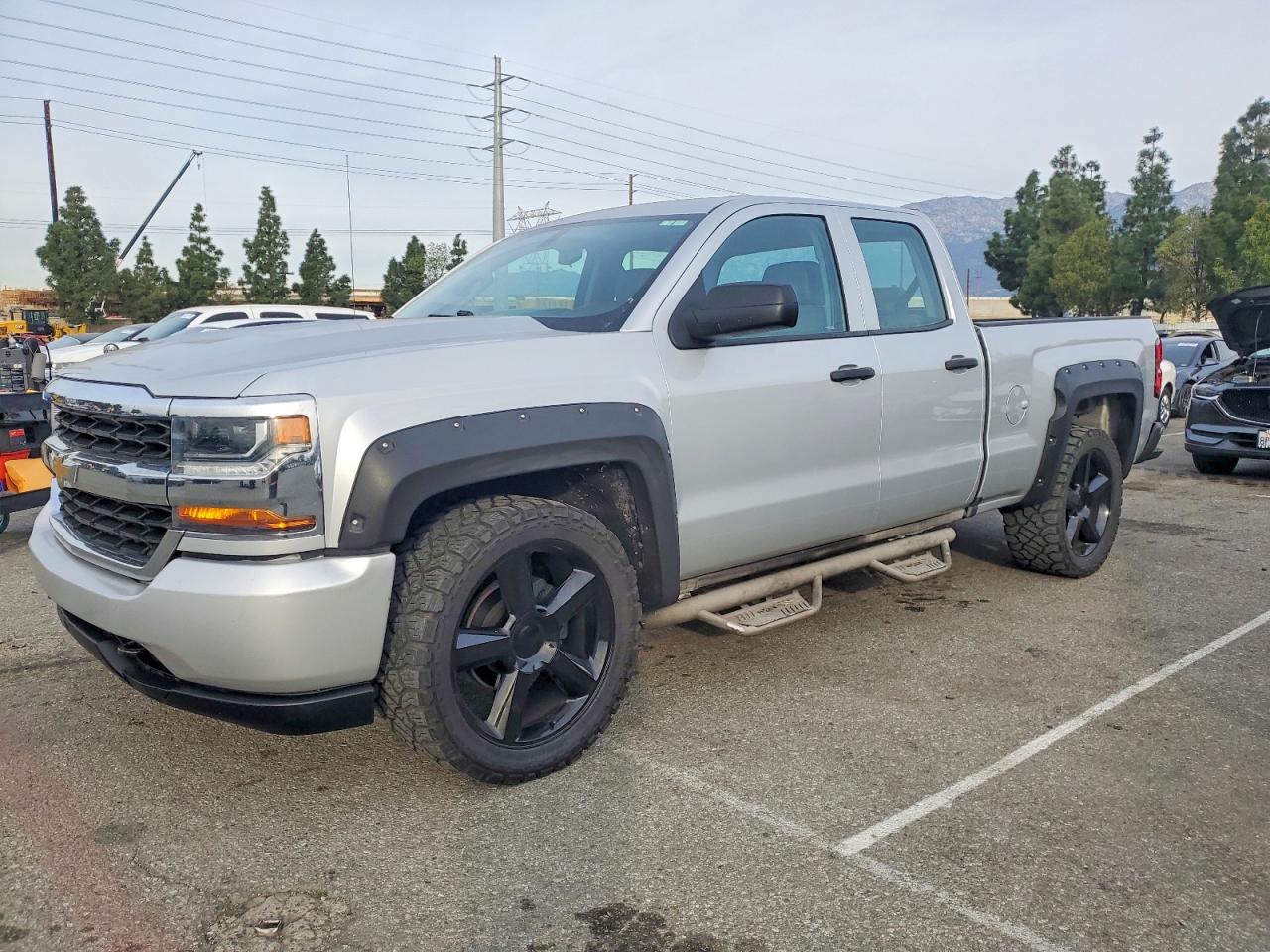 2018 CHEVROLET SILVERADO