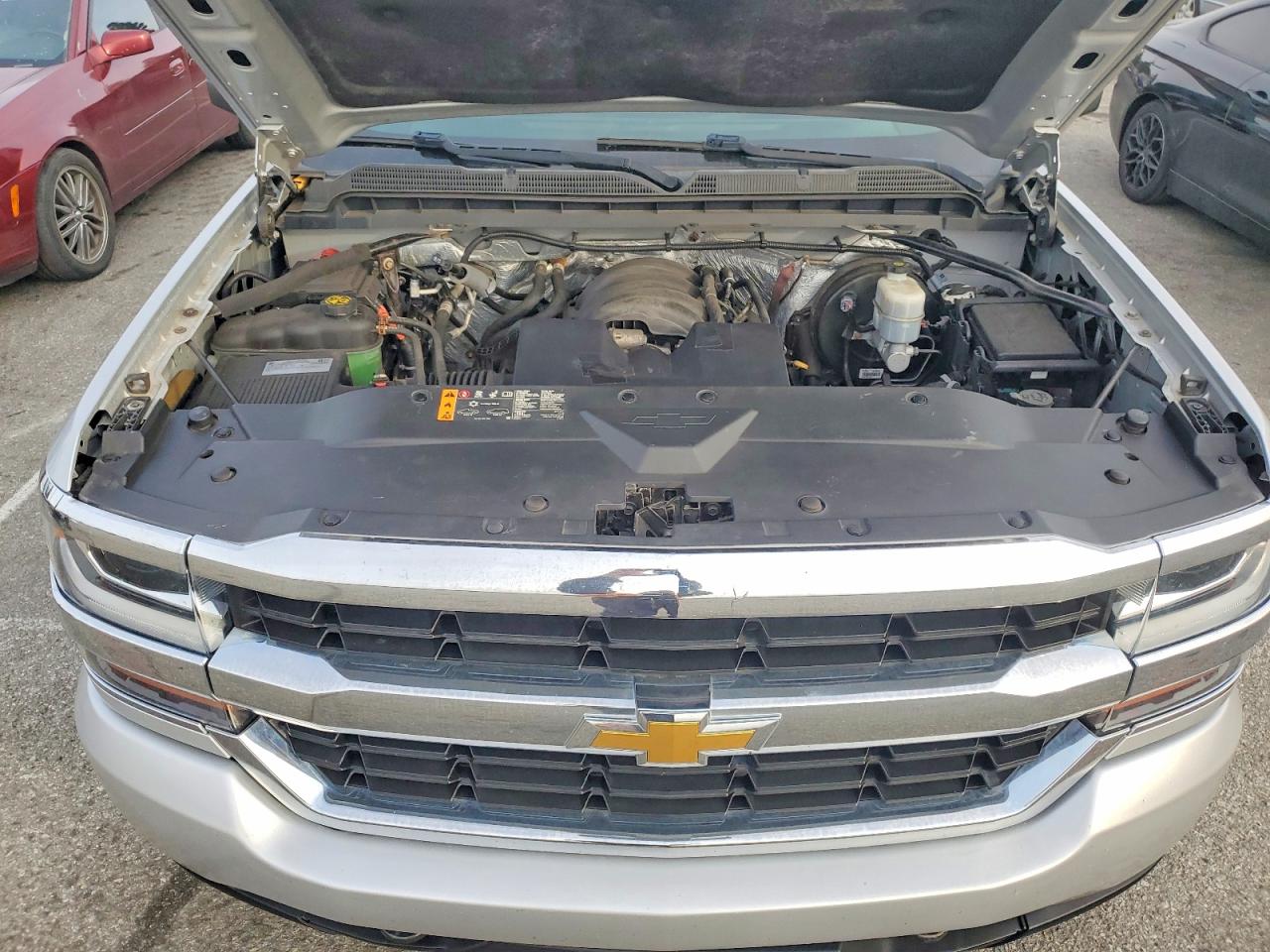 2018 CHEVROLET SILVERADO K1500 photo 11