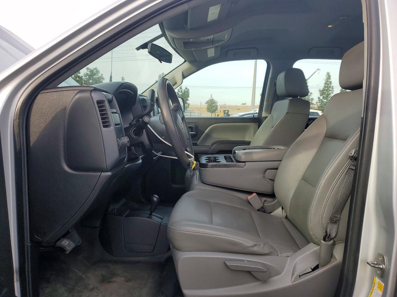 2018 CHEVROLET SILVERADO K1500 photo 7