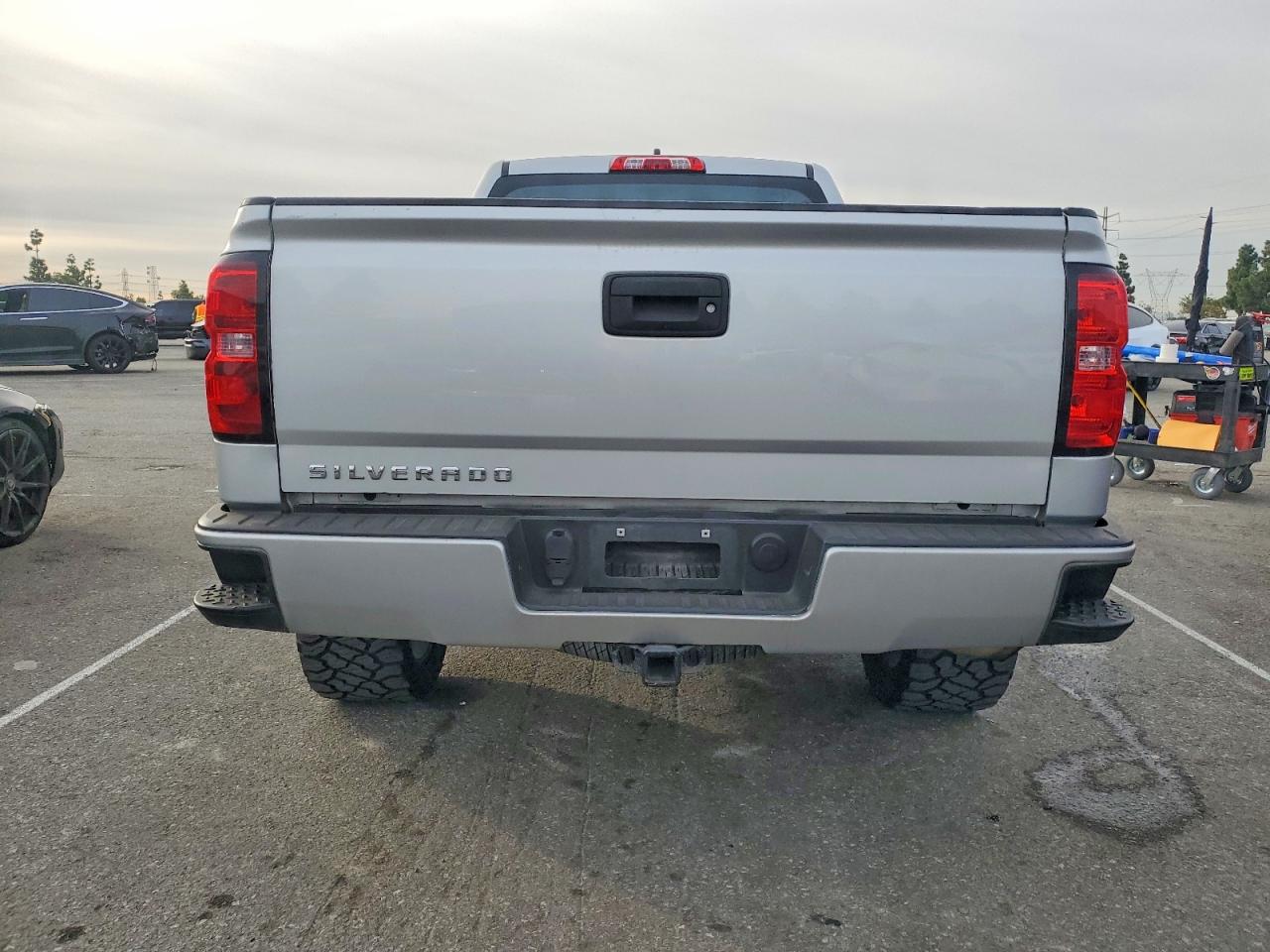 2018 CHEVROLET SILVERADO K1500 photo 6
