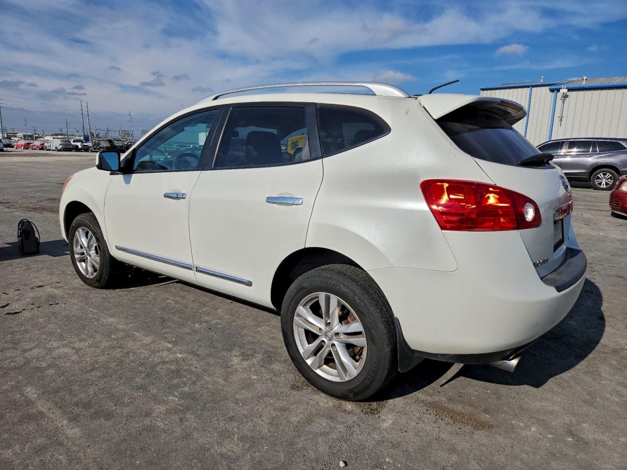 2013 NISSAN ROGUE S photo 2