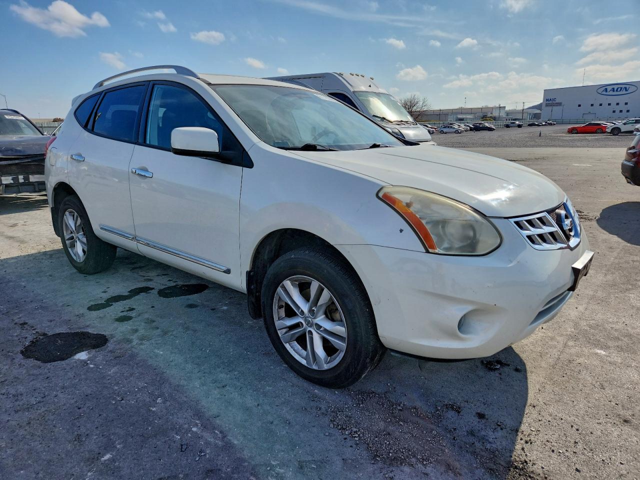 2013 NISSAN ROGUE S photo 4