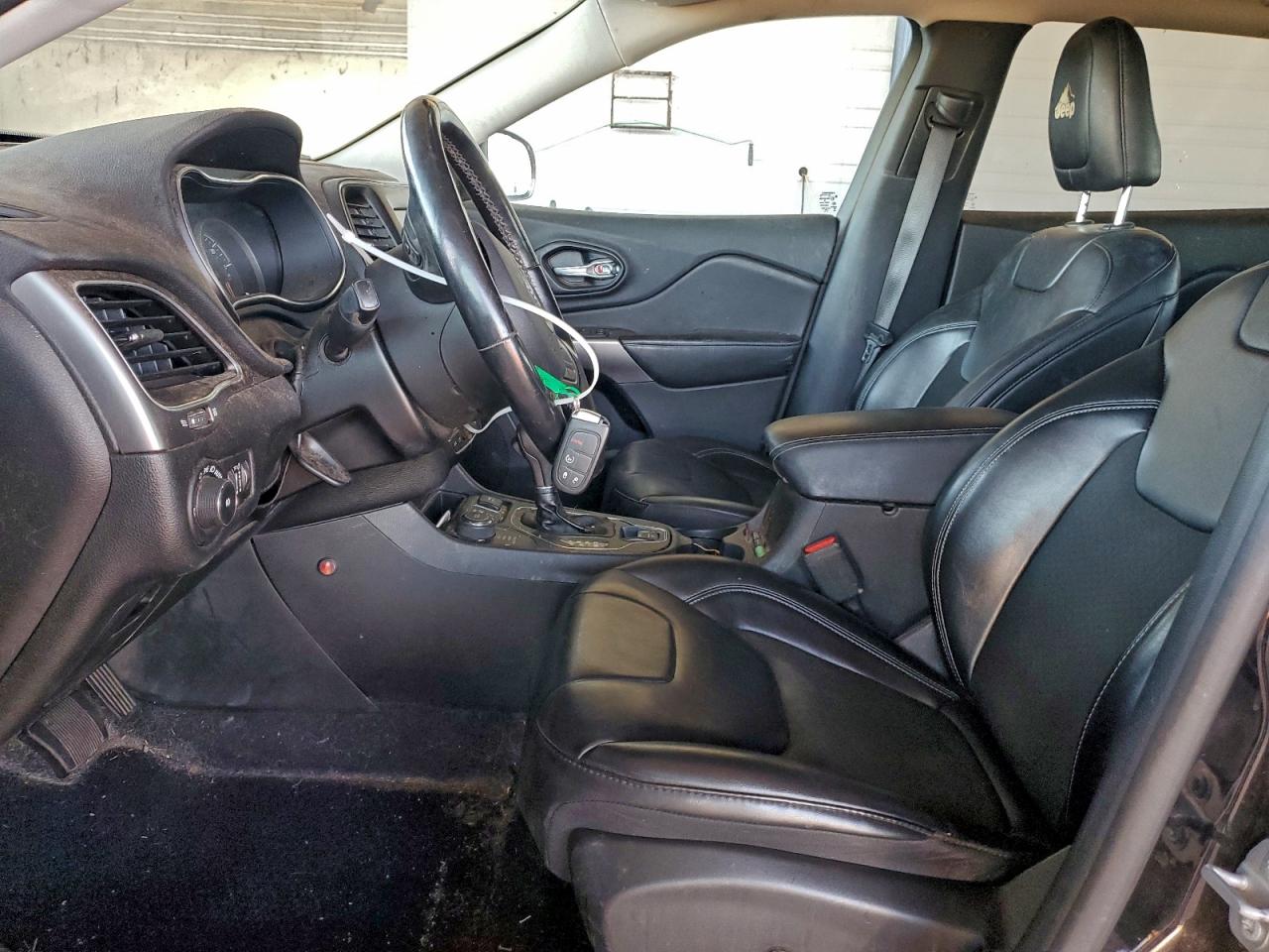 2019 JEEP CHEROKEE LATITUDE PLUS photo 7