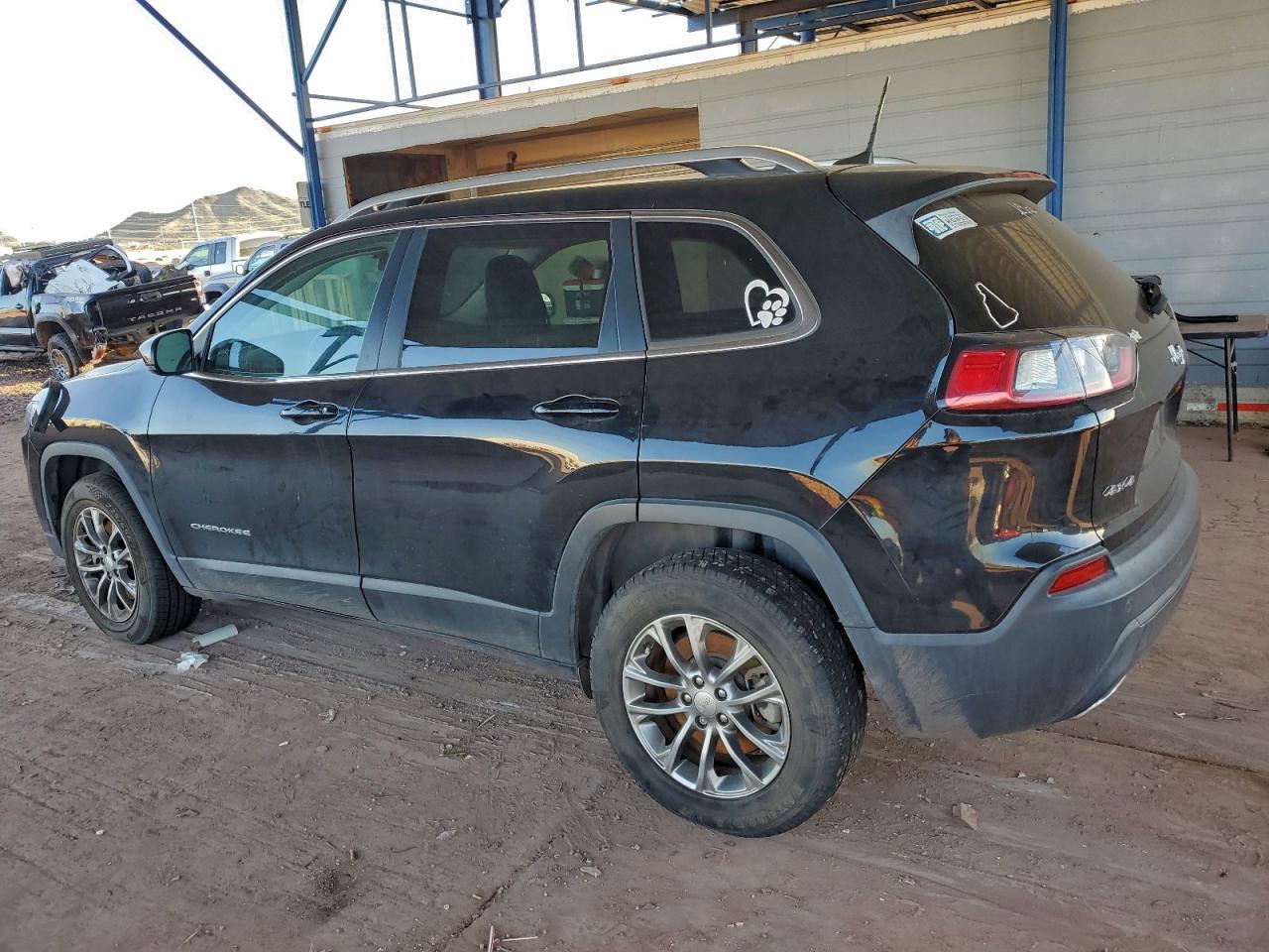 2019 JEEP CHEROKEE LATITUDE PLUS photo 2
