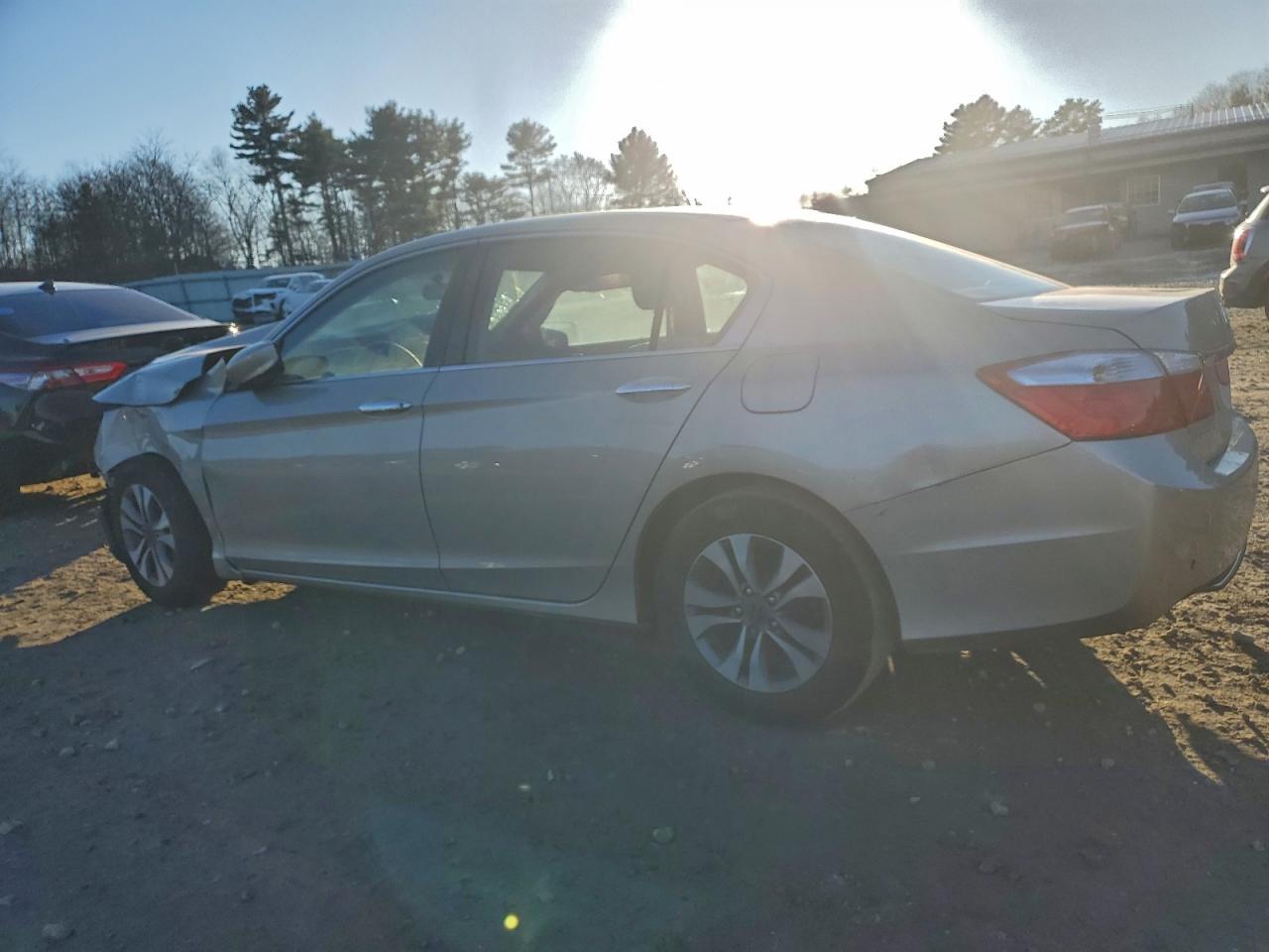 2015 HONDA ACCORD LX photo 2