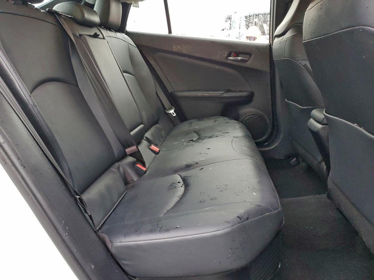 2018 TOYOTA PRIUS photo 10