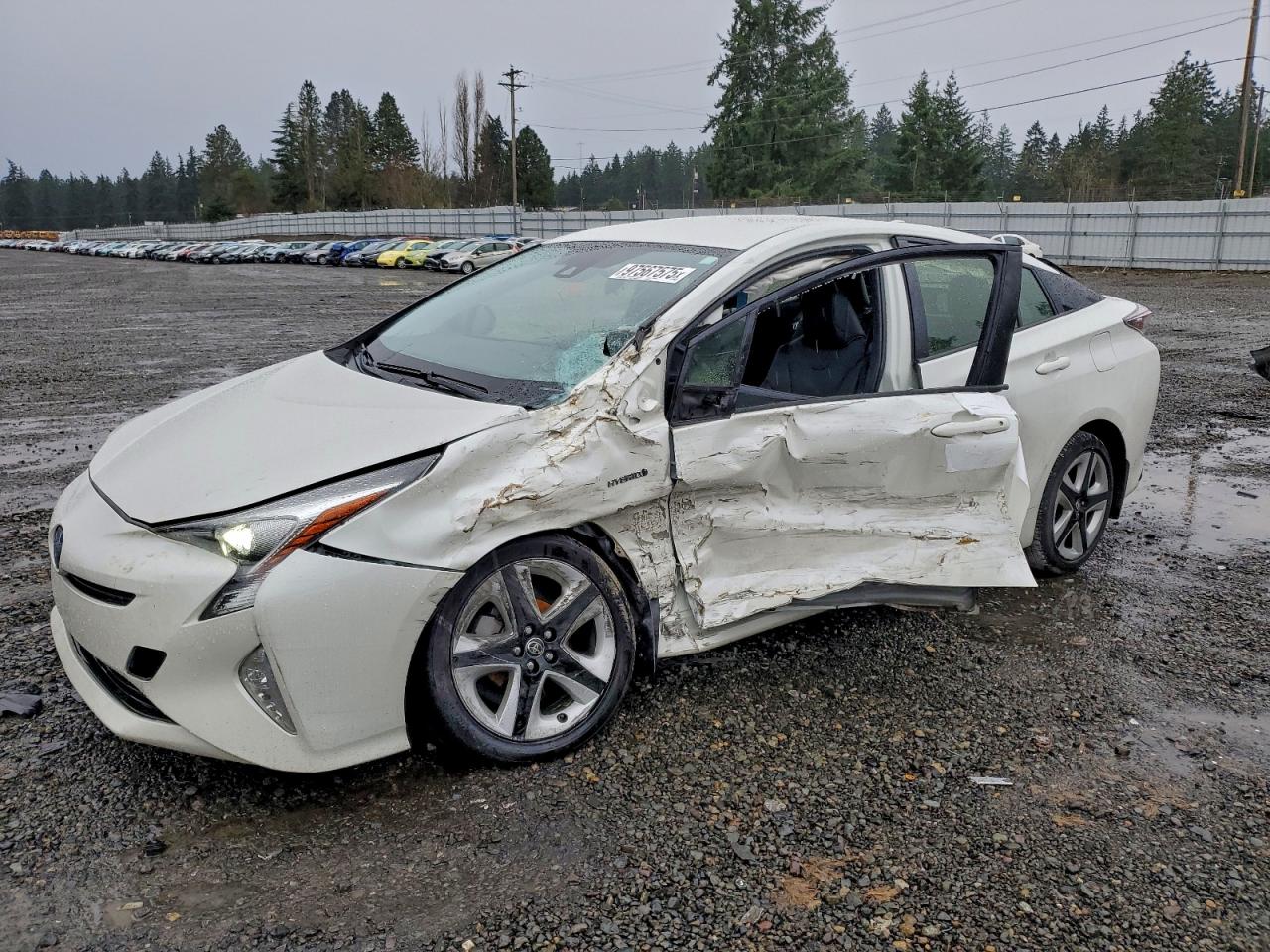 2018 TOYOTA PRIUS