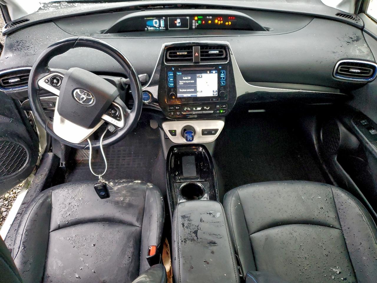 2018 TOYOTA PRIUS photo 8