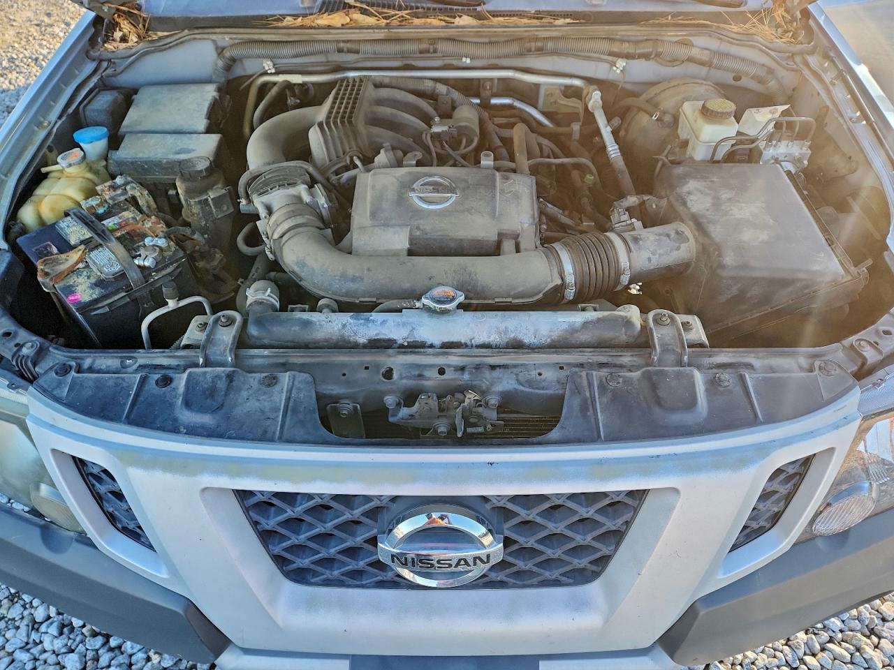 2012 NISSAN XTERRA OFF ROAD photo 11
