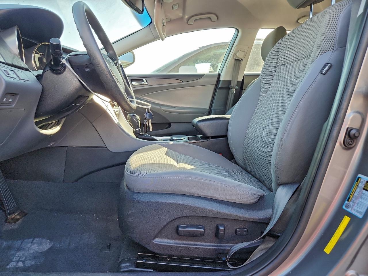 2013 HYUNDAI SONATA GLS photo 7