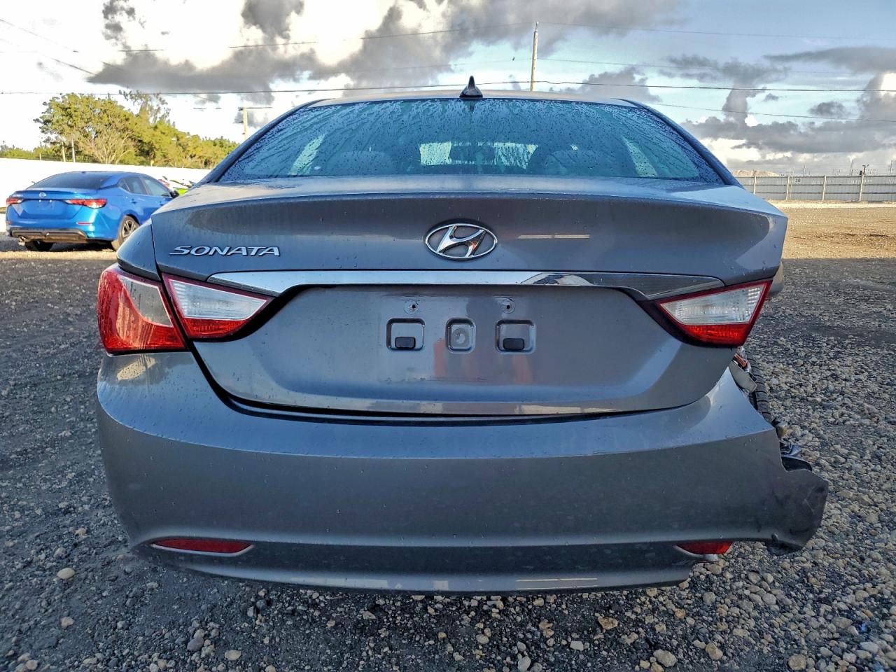 2013 HYUNDAI SONATA GLS photo 6