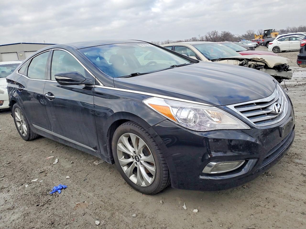 2013 HYUNDAI AZERA photo 4