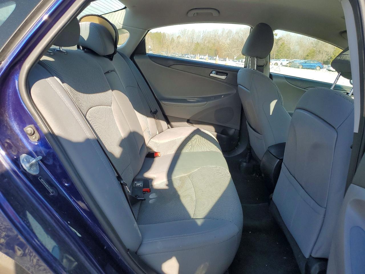 2013 HYUNDAI SONATA GLS photo 10