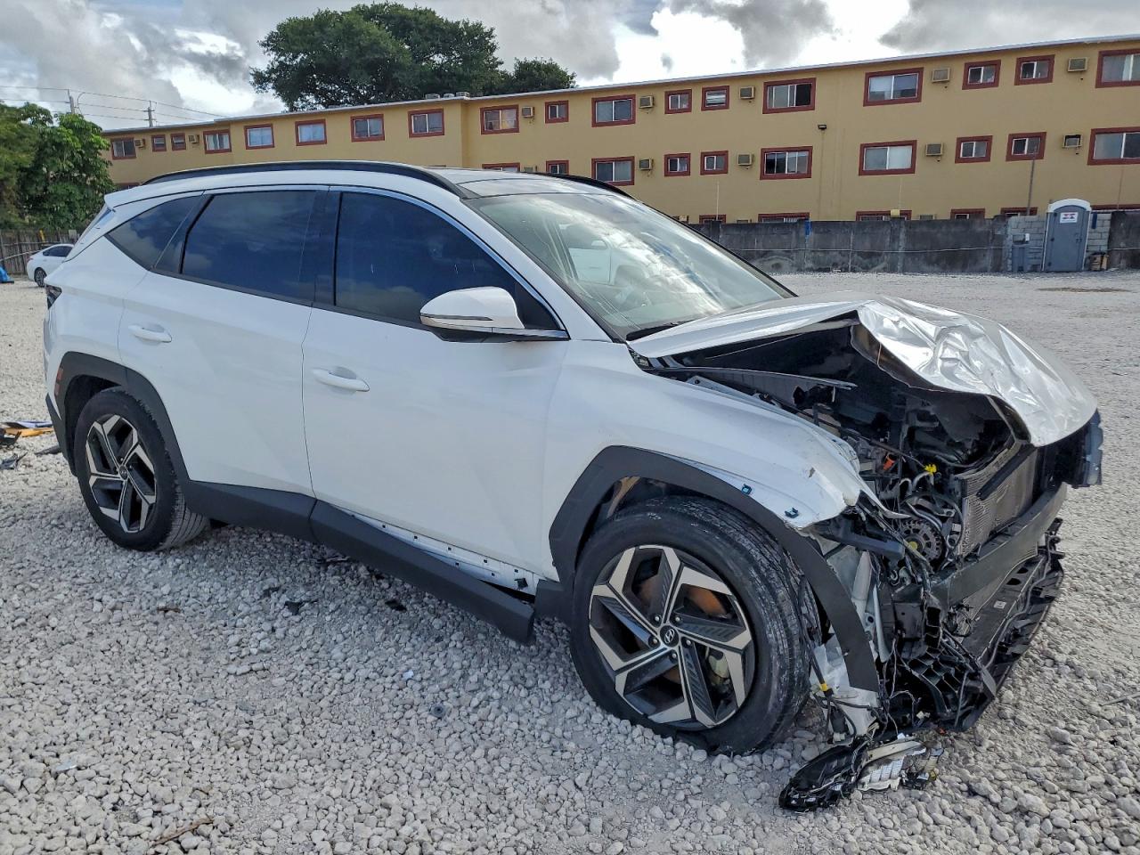 2022 HYUNDAI TUCSON LIMITED photo 4