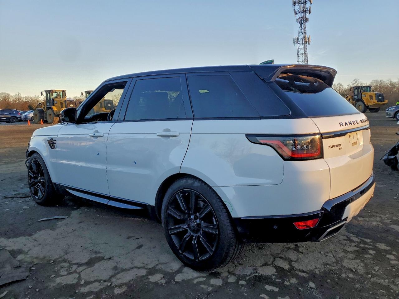 2021 LAND ROVER RANGE ROVER SPORT HSE SILVER EDITION photo 2
