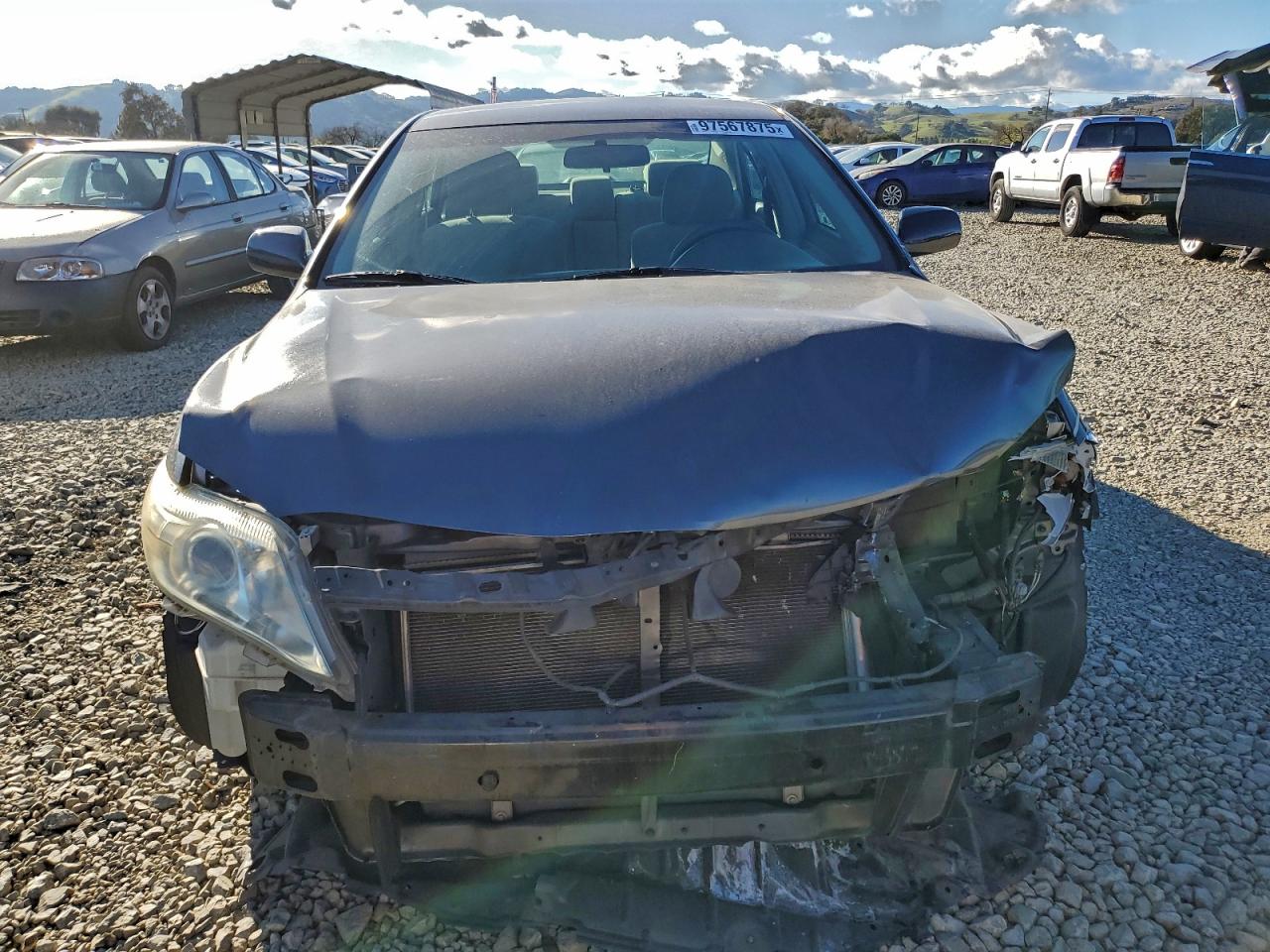 2011 TOYOTA CAMRY BASE photo 5