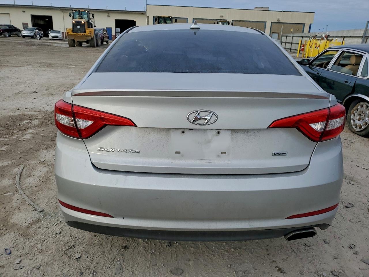 2015 HYUNDAI SONATA SE photo 6