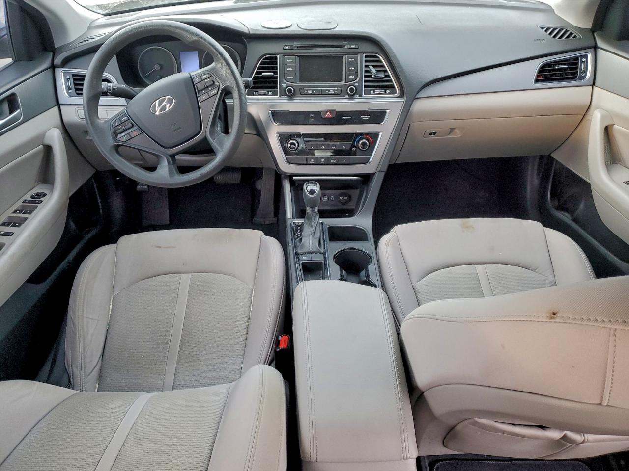 2015 HYUNDAI SONATA SE photo 8
