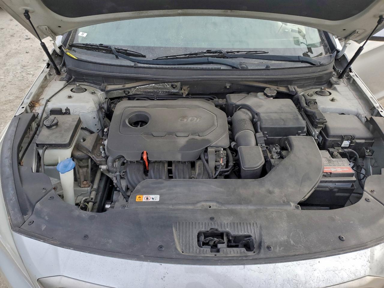 2015 HYUNDAI SONATA SE photo 11