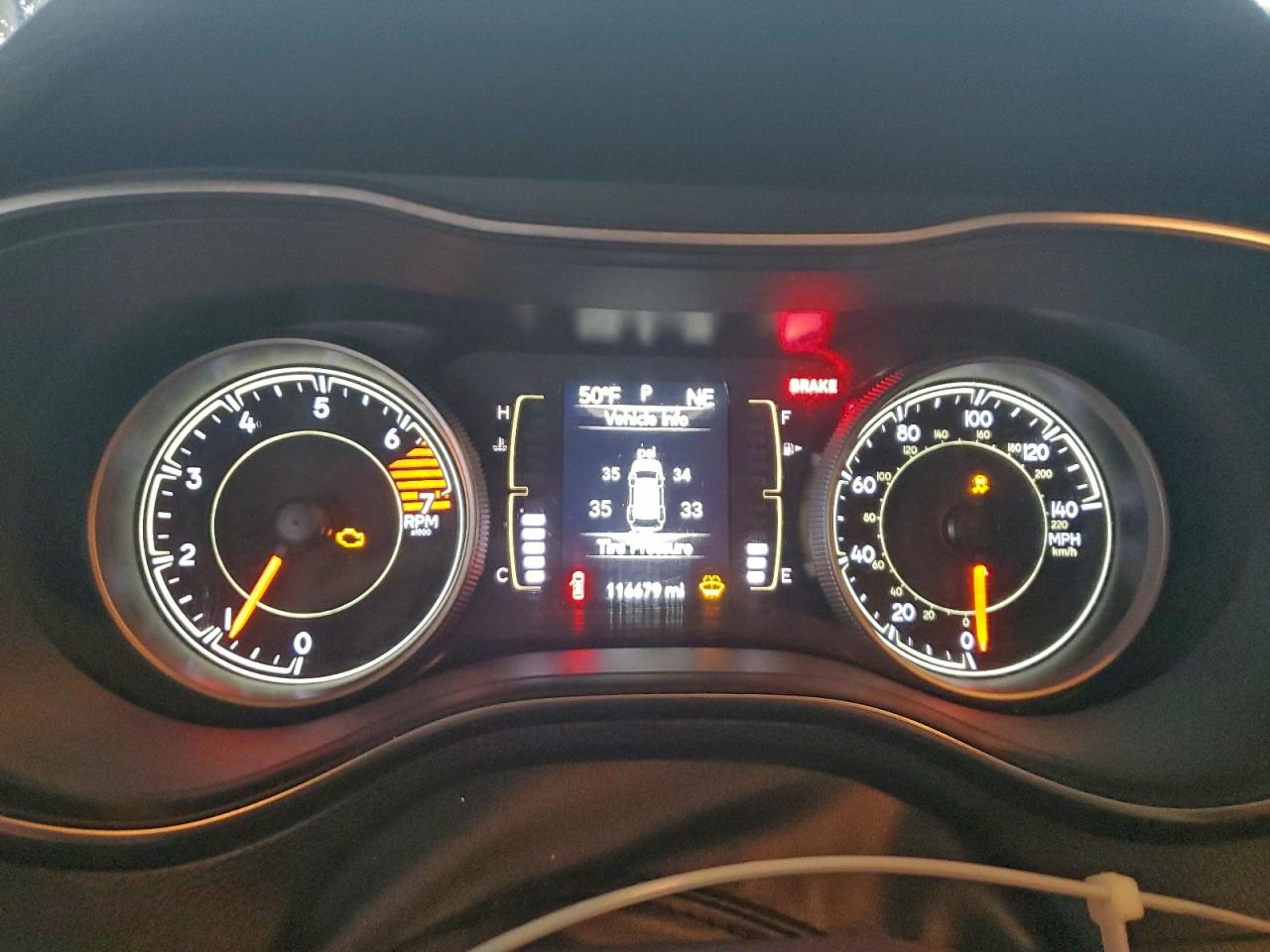 2019 JEEP CHEROKEE LATITUDE PLUS photo 9
