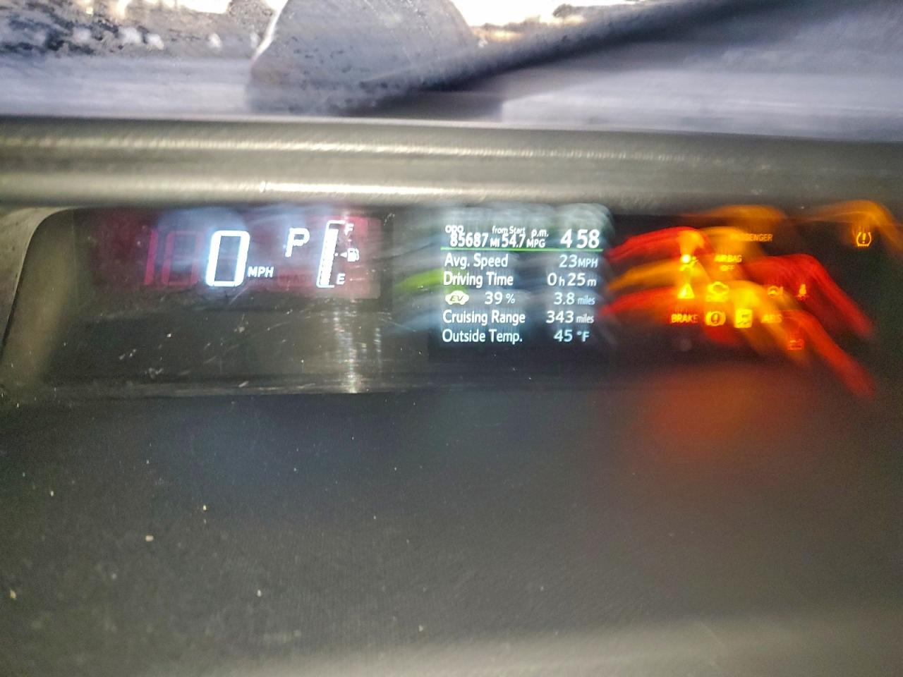 2015 TOYOTA PRIUS C photo 17