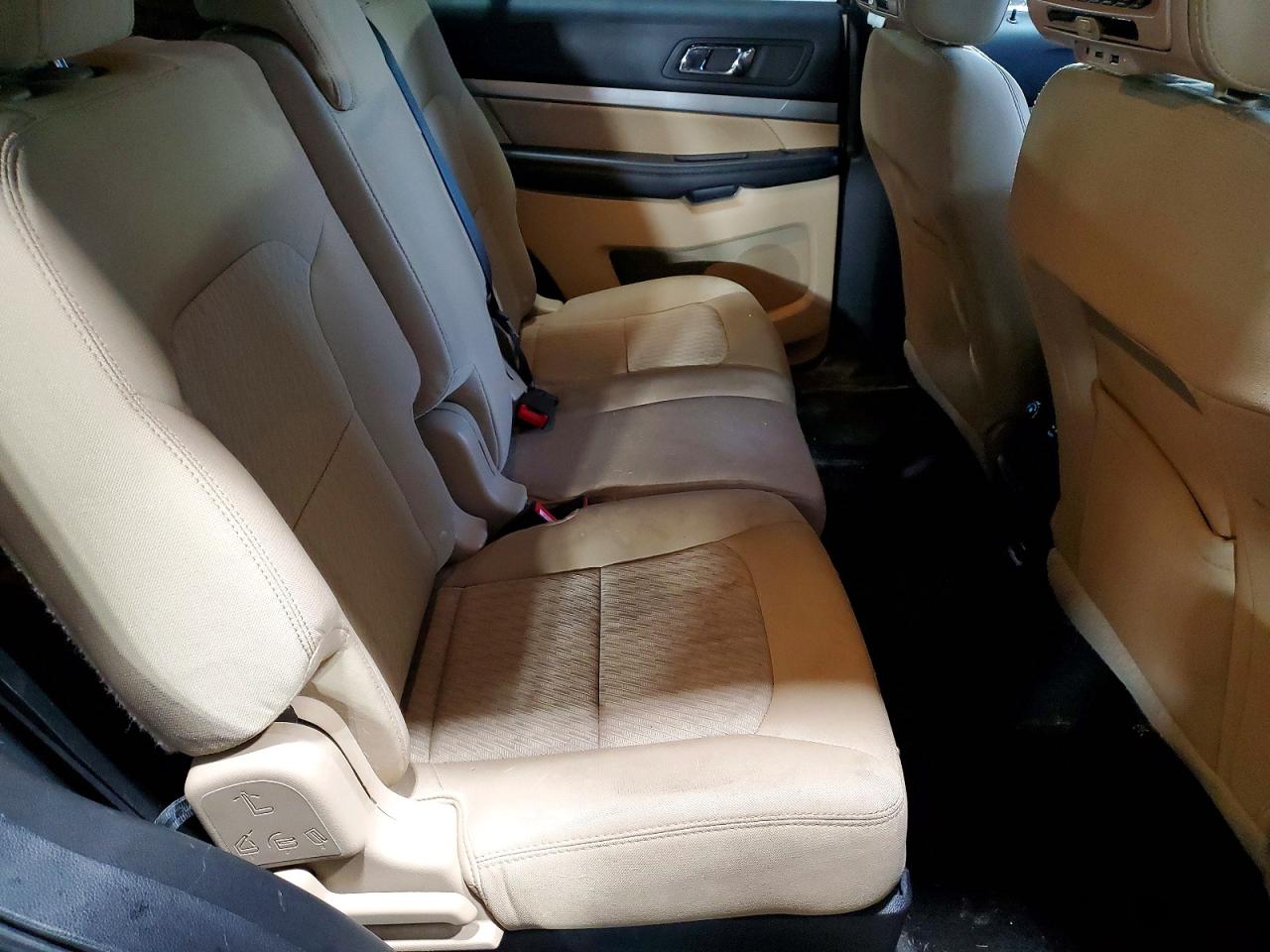 2016 FORD EXPLORER photo 11