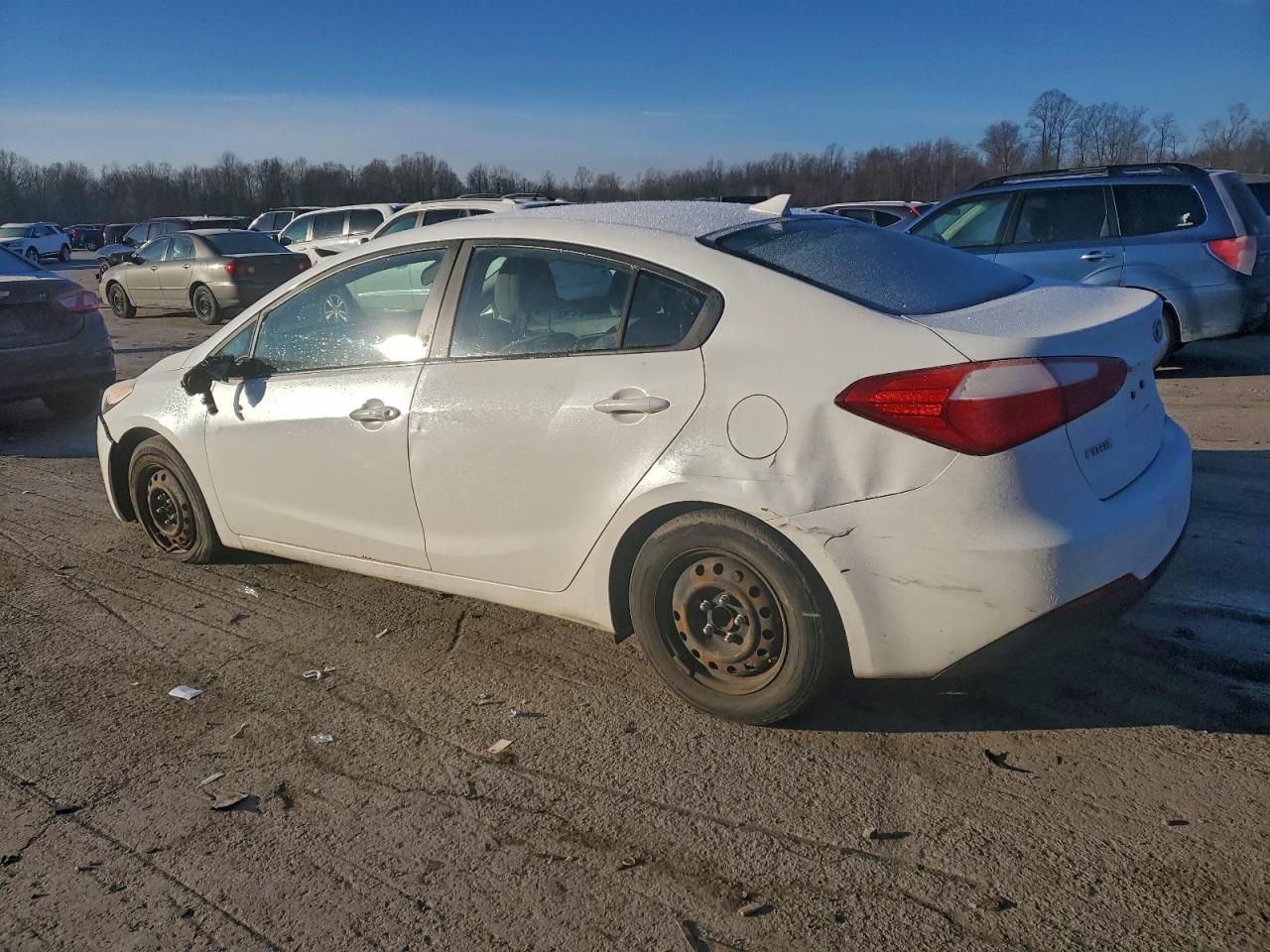 2015 KIA FORTE LX photo 2