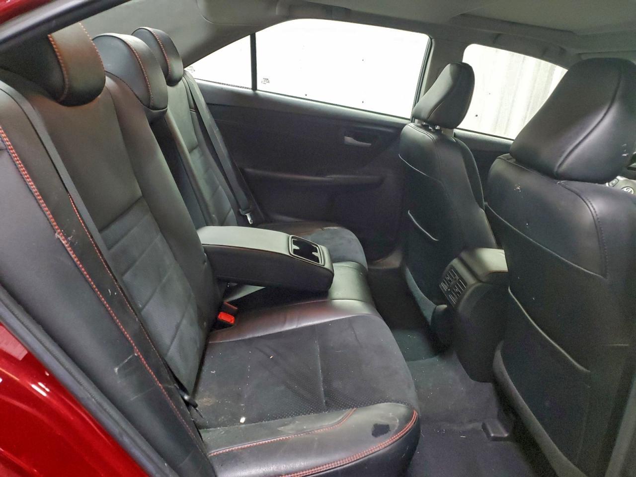 2017 TOYOTA CAMRY XSE photo 10