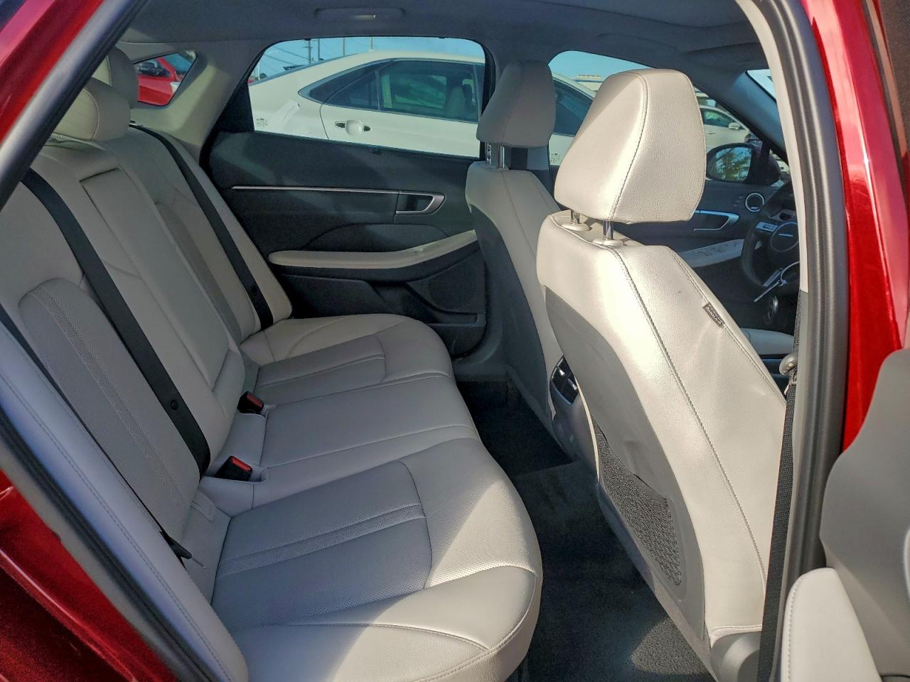 2024 HYUNDAI SONATA HYBRID photo 10