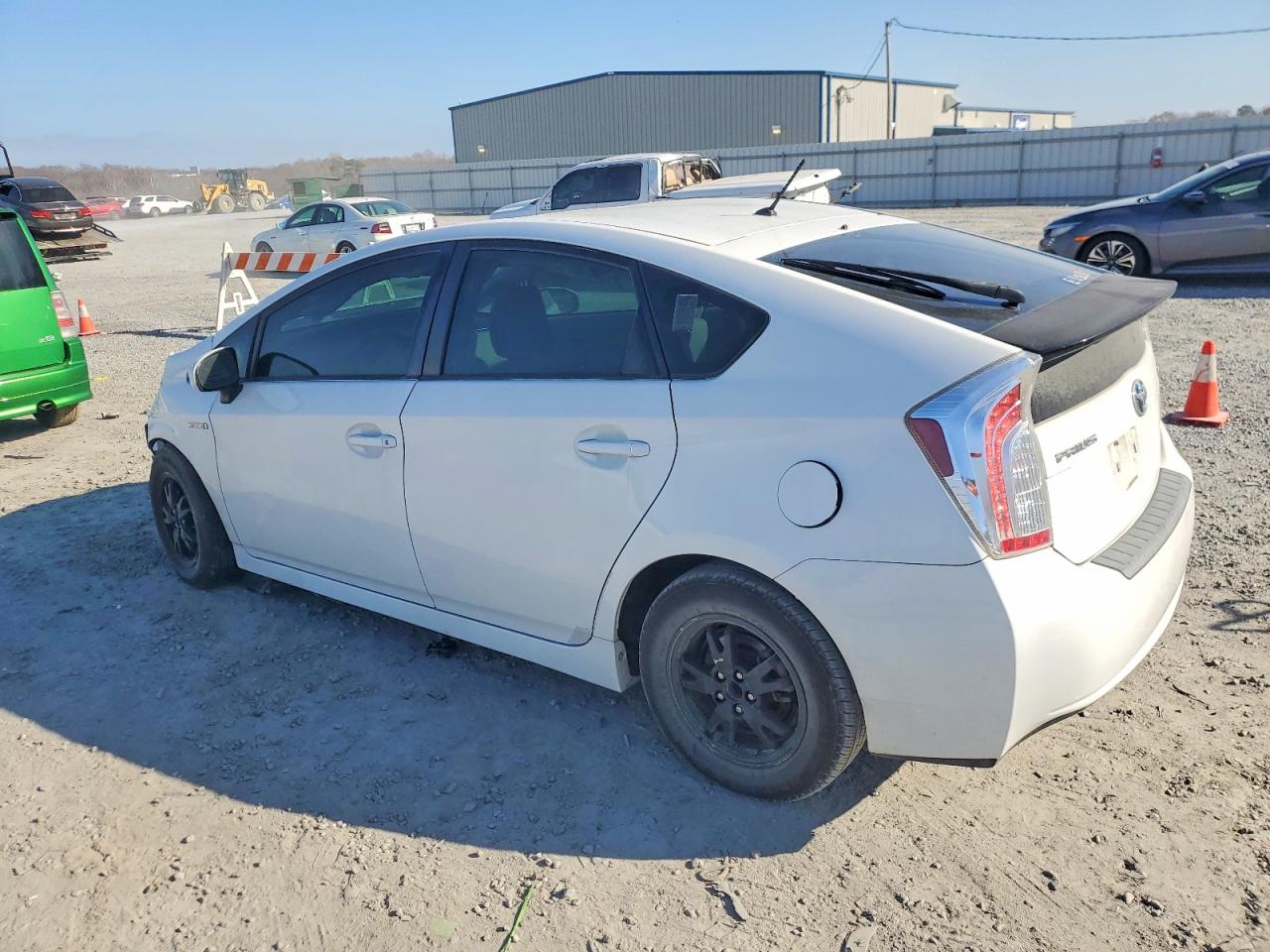 2014 TOYOTA PRIUS photo 2